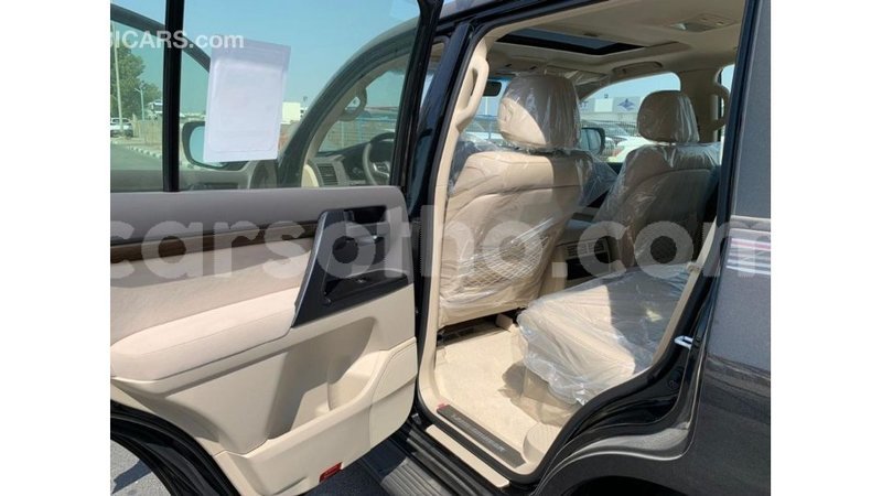 Big with watermark toyota land cruiser maseru import dubai 16341