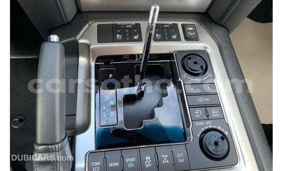 اشتري Imported Toyota Land Cruiser Black سيارة في Import - Dubai في Maseru اشتري Imported Toyota Land Cruiser Black سيارة في Import - Dubai في Maseru