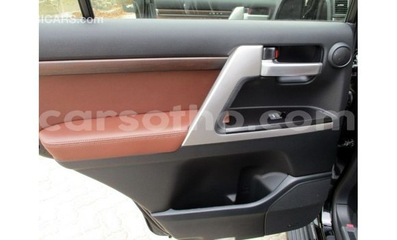 اشتري Imported Toyota Land Cruiser Black سيارة في Import - Dubai في Maseru اشتري Imported Toyota Land Cruiser Black سيارة في Import - Dubai في Maseru