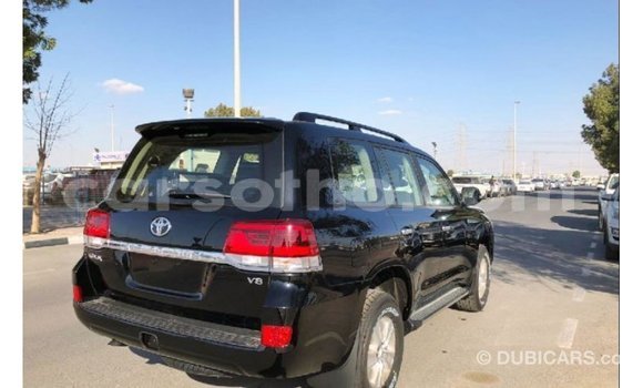Buy Import Toyota Land Cruiser Black Car in Import - Dubai in Maseru Buy Import Toyota Land Cruiser Black Car in Import - Dubai in Maseru