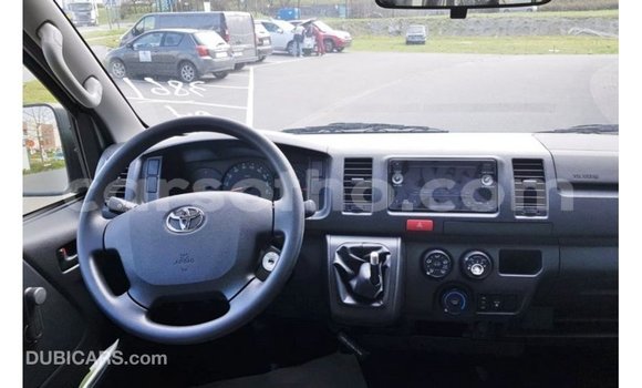 Buy Import Toyota Hiace White Car in Import - Dubai in Maseru Buy Import Toyota Hiace White Car in Import - Dubai in Maseru
