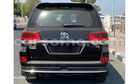Buy Import Toyota Land Cruiser Black Car in Import - Dubai in Maseru Buy Import Toyota Land Cruiser Black Car in Import - Dubai in Maseru