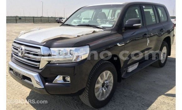 Sayi Imported Toyota Land Cruiser Black Mota in Import - Dubai a Maseru Sayi Imported Toyota Land Cruiser Black Mota in Import - Dubai a Maseru