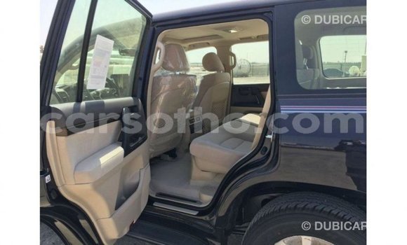 Sayi Imported Toyota Land Cruiser Black Mota in Import - Dubai a Maseru Sayi Imported Toyota Land Cruiser Black Mota in Import - Dubai a Maseru