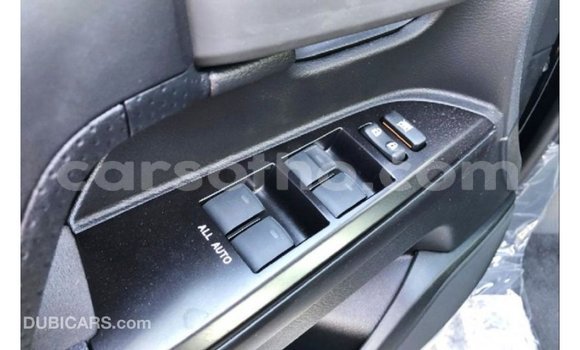 Sayi Imported Toyota Land Cruiser Black Mota in Import - Dubai a Maseru Sayi Imported Toyota Land Cruiser Black Mota in Import - Dubai a Maseru