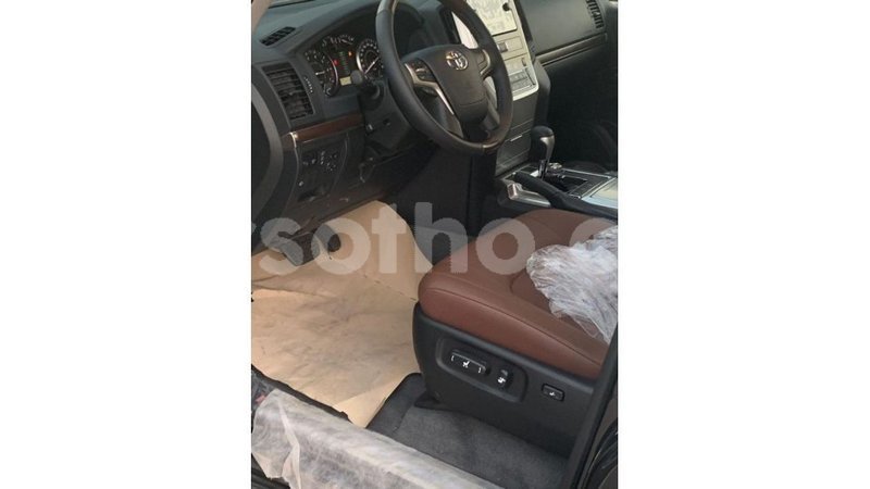 Big with watermark toyota land cruiser maseru import dubai 16358