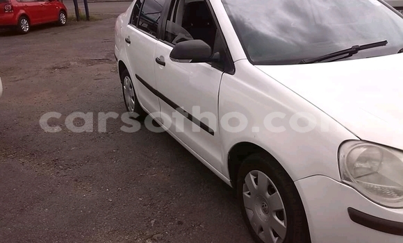 Acheter Occasion Voiture Volkswagen Polo Blanc à Butha Buthe, Butha-Buthe Acheter Occasion Voiture Volkswagen Polo Blanc à Butha Buthe, Butha-Buthe