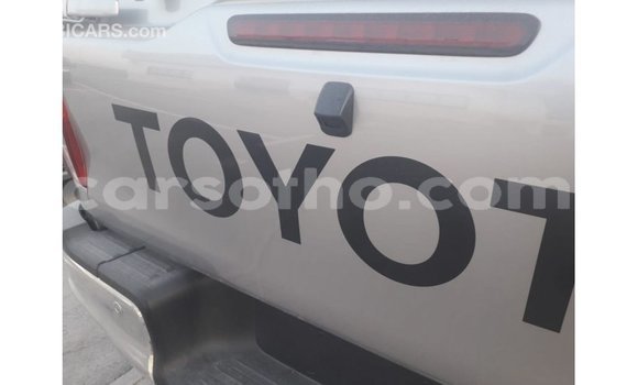 Sayi Imported Toyota Hilux Other Mota in Import - Dubai a Maseru Sayi Imported Toyota Hilux Other Mota in Import - Dubai a Maseru