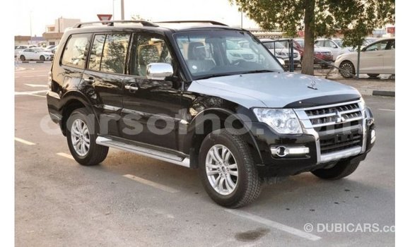 اشتري Imported Mitsubishi Pajero Black سيارة في Import - Dubai في Maseru اشتري Imported Mitsubishi Pajero Black سيارة في Import - Dubai في Maseru