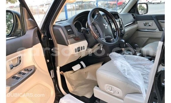 اشتري Imported Mitsubishi Pajero Black سيارة في Import - Dubai في Maseru اشتري Imported Mitsubishi Pajero Black سيارة في Import - Dubai في Maseru