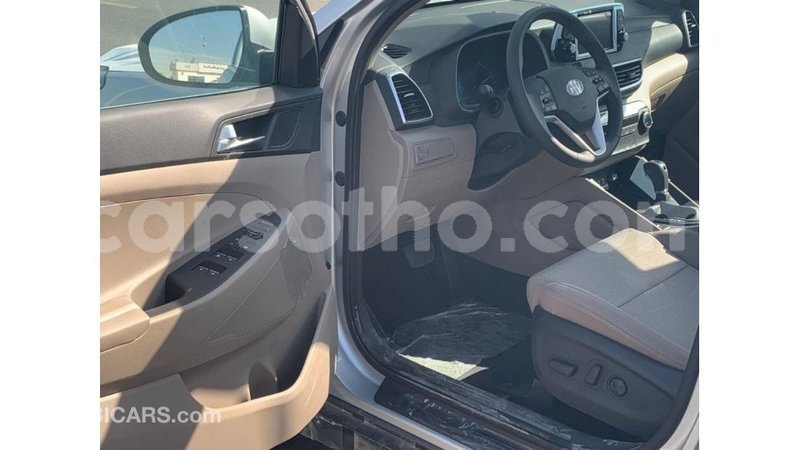 Big with watermark hyundai tucson maseru import dubai 16370