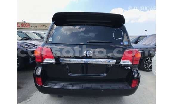 Sayi Imported Toyota Land Cruiser Black Mota in Import - Dubai a Maseru Sayi Imported Toyota Land Cruiser Black Mota in Import - Dubai a Maseru