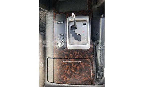 Sayi Imported Toyota Land Cruiser Black Mota in Import - Dubai a Maseru Sayi Imported Toyota Land Cruiser Black Mota in Import - Dubai a Maseru