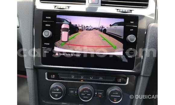 اشتري Imported Volkswagen Golf White سيارة في Import - Dubai في Maseru اشتري Imported Volkswagen Golf White سيارة في Import - Dubai في Maseru