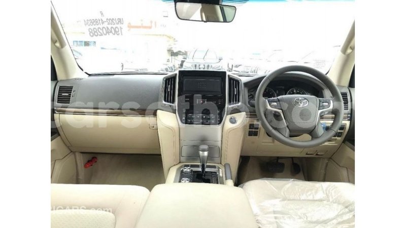 Big with watermark toyota land cruiser maseru import dubai 16385