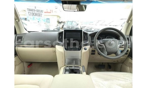 Buy Import Toyota Land Cruiser Other Car in Import - Dubai in Maseru Buy Import Toyota Land Cruiser Other Car in Import - Dubai in Maseru