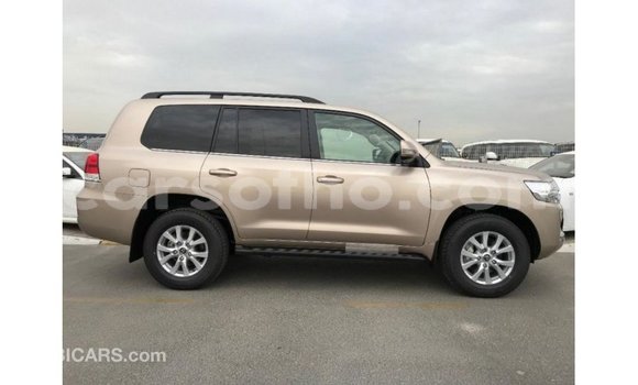 Buy Import Toyota Land Cruiser Other Car in Import - Dubai in Maseru Buy Import Toyota Land Cruiser Other Car in Import - Dubai in Maseru