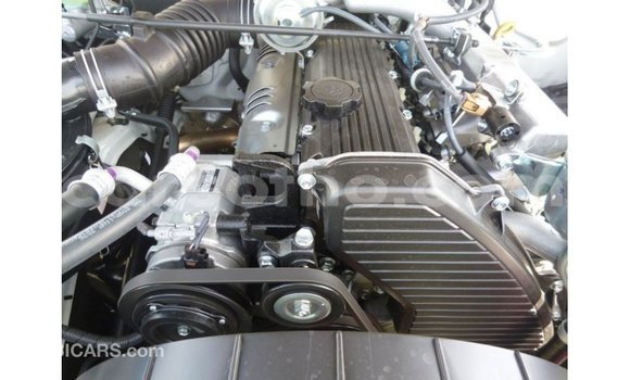 Buy Import Toyota Land Cruiser White Car in Import - Dubai in Maseru Buy Import Toyota Land Cruiser White Car in Import - Dubai in Maseru