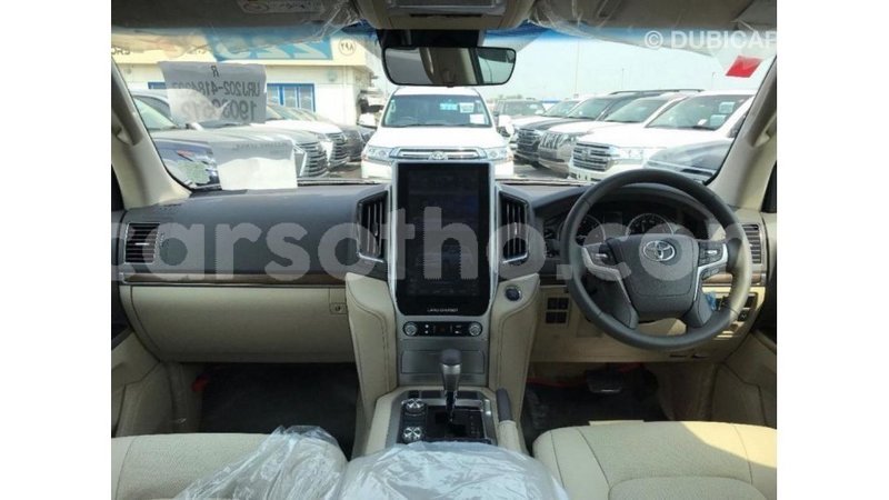 Big with watermark toyota land cruiser maseru import dubai 16389