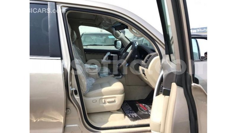 Big with watermark toyota land cruiser maseru import dubai 16389