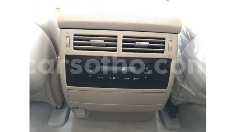 Big with watermark toyota land cruiser maseru import dubai 16389