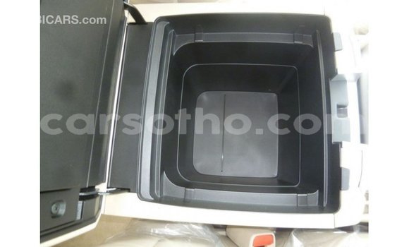 اشتري Imported Toyota Land Cruiser Black سيارة في Import - Dubai في Maseru اشتري Imported Toyota Land Cruiser Black سيارة في Import - Dubai في Maseru