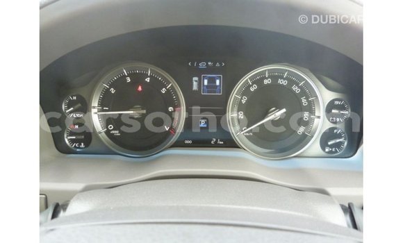 اشتري Imported Toyota Land Cruiser Black سيارة في Import - Dubai في Maseru اشتري Imported Toyota Land Cruiser Black سيارة في Import - Dubai في Maseru
