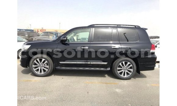 اشتري Imported Toyota Land Cruiser Black سيارة في Import - Dubai في Maseru اشتري Imported Toyota Land Cruiser Black سيارة في Import - Dubai في Maseru