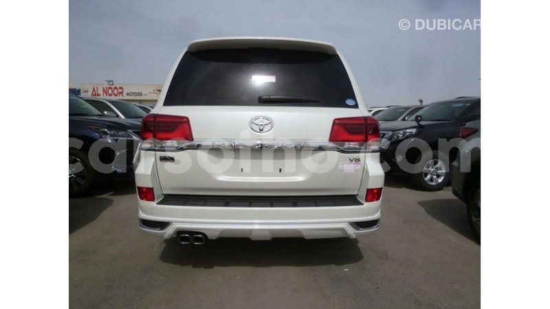 Big with watermark toyota land cruiser maseru import dubai 16393