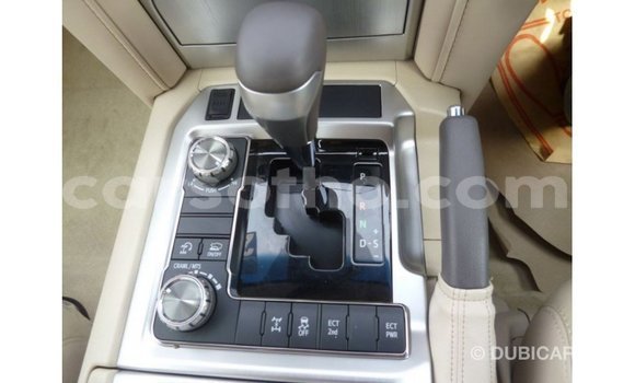 Sayi Imported Toyota Land Cruiser Other Mota in Import - Dubai a Maseru Sayi Imported Toyota Land Cruiser Other Mota in Import - Dubai a Maseru