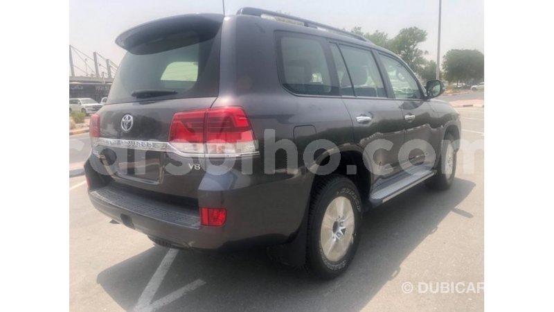 Big with watermark toyota land cruiser maseru import dubai 16396