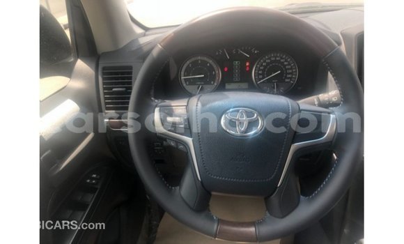 Buy Import Toyota Land Cruiser Other Car in Import - Dubai in Maseru Buy Import Toyota Land Cruiser Other Car in Import - Dubai in Maseru