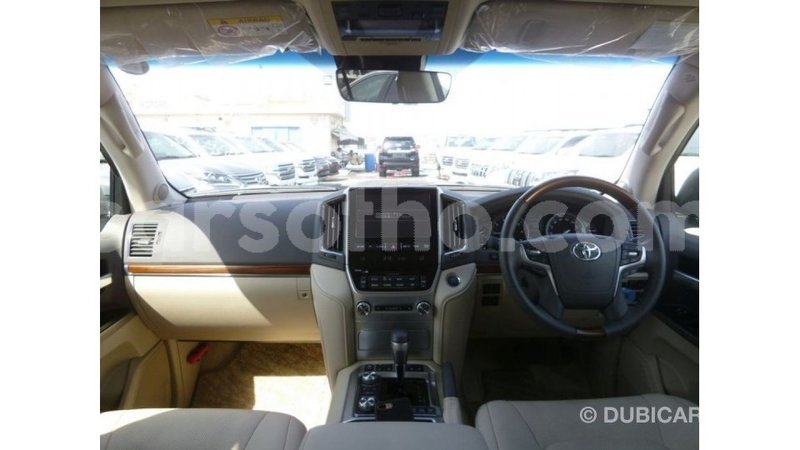 Big with watermark toyota land cruiser maseru import dubai 16399