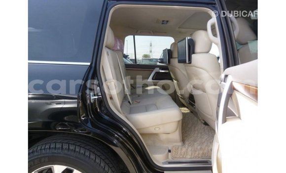 اشتري Imported Toyota Land Cruiser Black سيارة في Import - Dubai في Maseru اشتري Imported Toyota Land Cruiser Black سيارة في Import - Dubai في Maseru