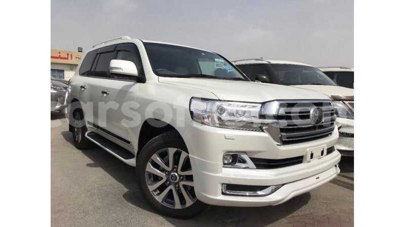 Big with watermark toyota land cruiser maseru import dubai 16400