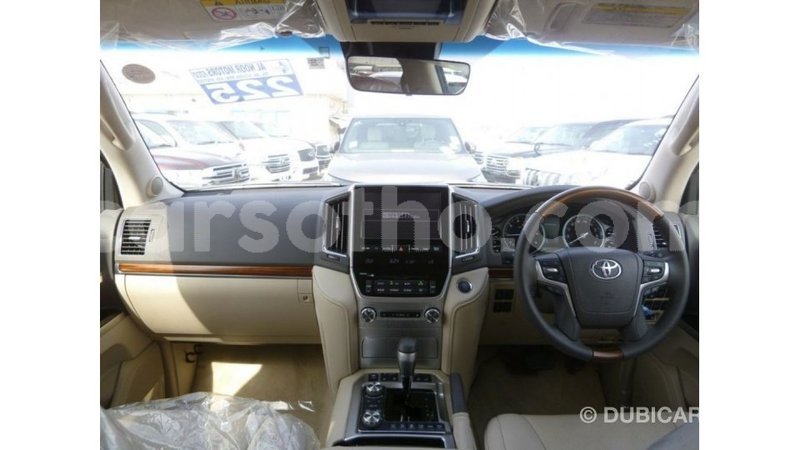 Big with watermark toyota land cruiser maseru import dubai 16401