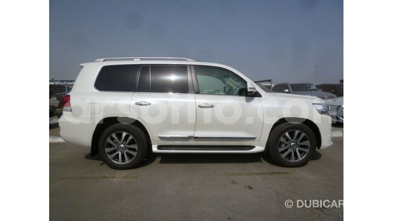 Big with watermark toyota land cruiser maseru import dubai 16401