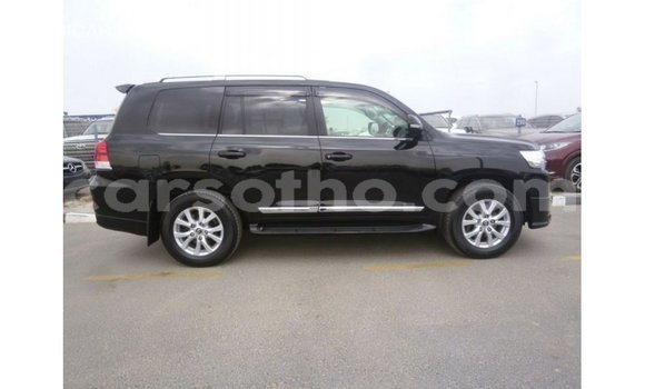 Acheter Import Voiture Toyota Land Cruiser Noir à Import - Dubai, Maseru Acheter Import Voiture Toyota Land Cruiser Noir à Import - Dubai, Maseru