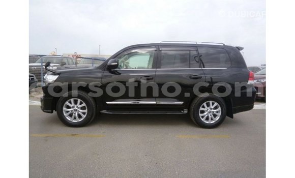 Acheter Import Voiture Toyota Land Cruiser Noir à Import - Dubai, Maseru Acheter Import Voiture Toyota Land Cruiser Noir à Import - Dubai, Maseru