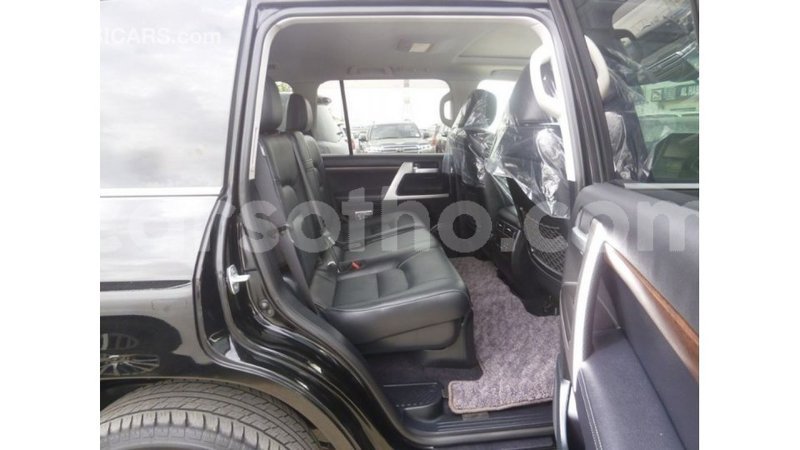 Big with watermark toyota land cruiser maseru import dubai 16403