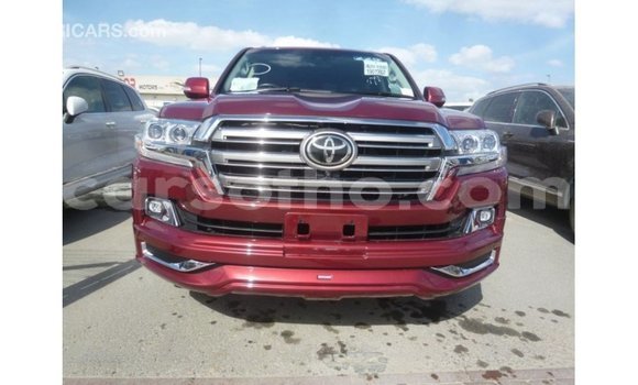 Sayi Imported Toyota Land Cruiser Red Mota in Import - Dubai a Maseru Sayi Imported Toyota Land Cruiser Red Mota in Import - Dubai a Maseru