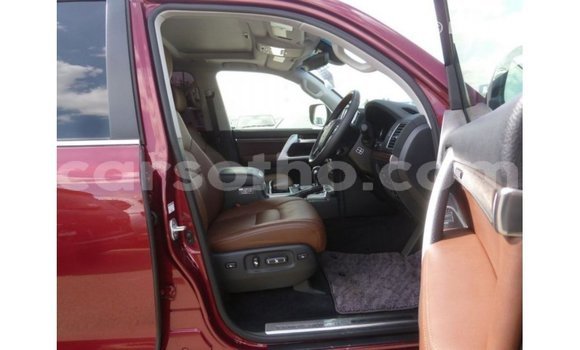 Sayi Imported Toyota Land Cruiser Red Mota in Import - Dubai a Maseru Sayi Imported Toyota Land Cruiser Red Mota in Import - Dubai a Maseru
