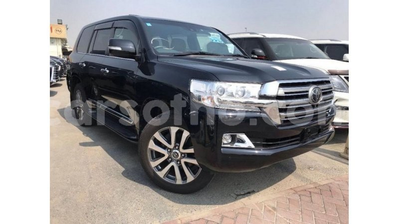 Big with watermark toyota land cruiser maseru import dubai 16405