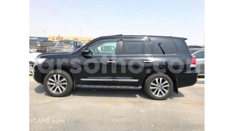 Big with watermark toyota land cruiser maseru import dubai 16405