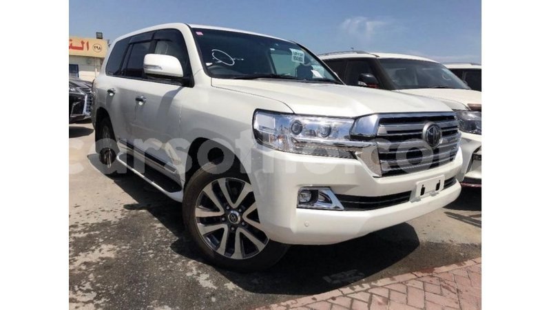 Big with watermark toyota land cruiser maseru import dubai 16407