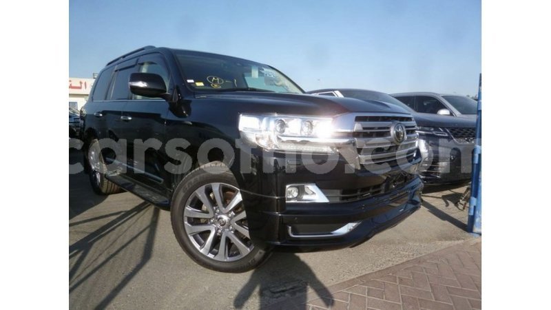 Big with watermark toyota land cruiser maseru import dubai 16408