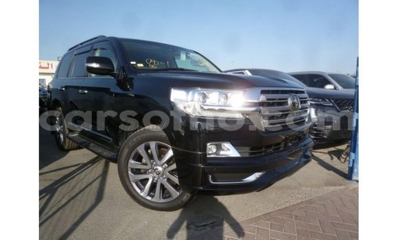 Buy Import Toyota Land Cruiser Black Car in Import - Dubai in Maseru Buy Import Toyota Land Cruiser Black Car in Import - Dubai in Maseru