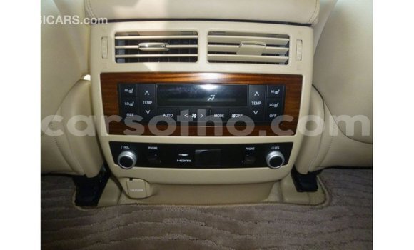 Buy Import Toyota Land Cruiser Black Car in Import - Dubai in Maseru Buy Import Toyota Land Cruiser Black Car in Import - Dubai in Maseru