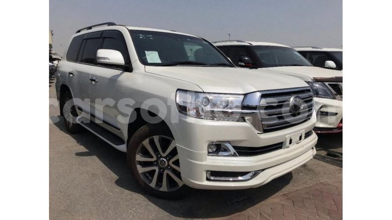 Big with watermark toyota land cruiser maseru import dubai 16409