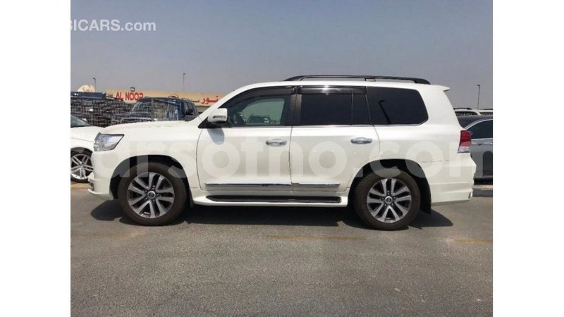 Big with watermark toyota land cruiser maseru import dubai 16409